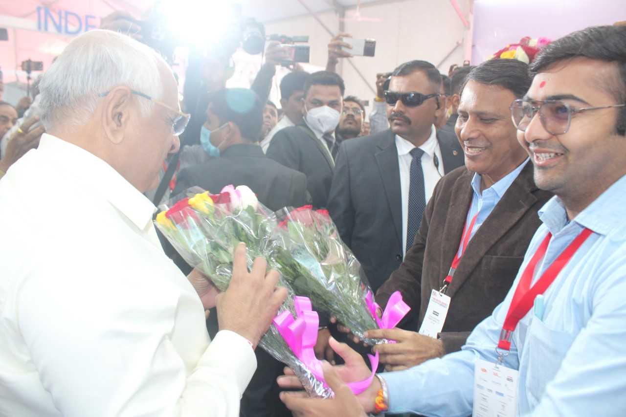 Honorable CM Gujarat visits at GIPCL Stall at VCCI Expo 2023_3